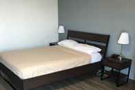 Bedroom Howard Johnson by Wyndham Grande Prairie