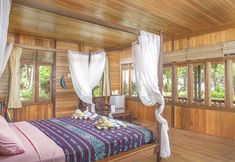 Lain-lain 7 Mapia Resort