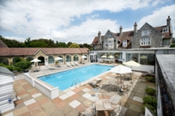 Swimming Pool The Broadway Park Hotel