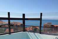 Kolam Renang ibis Styles Collioure Port Vendres