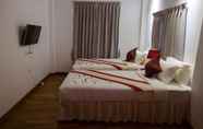 Kamar Tidur 3 WH Hotel Thanlyin