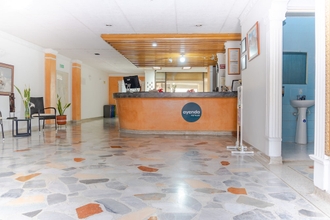 Lobby 4 Hotel Dinastia Real Neiva