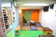 Lobi Yadoya Guest House Orange - Hostel