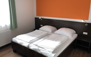 Kamar Tidur 6 Hotel König