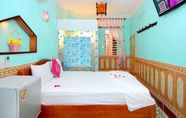 Kamar Tidur 5 Nha Lan Homestay