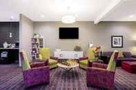Lobby La Quinta Inn & Suites by Wyndham Kearney