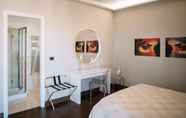 Bedroom 7 Bed and Breakfast Hotei