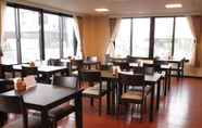 ร้านอาหาร 2 Okawa Riverside Hotel