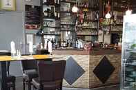 Bar, Kafe, dan Lounge The Originals Boutique, Hôtel Le Marignan,Le Havre Centre Gare