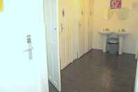 In-room Bathroom RMA Accommodation - Hostel