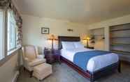 Bedroom 7 Bathgate Resort and Marina