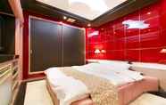 Kamar Tidur 2 Hotel Luna Sennan - Adults Only