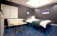 Kamar Tidur 4 Hotel Osaka la vie en soft – Adults Only