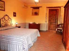 Bedroom 4 Villa Pardi