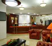 Lobi 5 Citrin Hotel