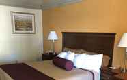 Kamar Tidur 7 Cloverdale Wine Country Inn & Suites