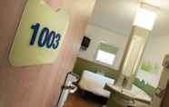 Bilik Tidur 6 ibis budget Bern Expo