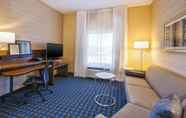 Common Space 7 Fairfield Inn & Suites Plattsburgh