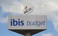 Exterior 7 ibis budget Macon Nord