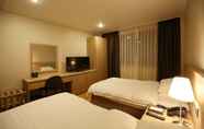 Bilik Tidur 4 Palgong Emillia Hotel
