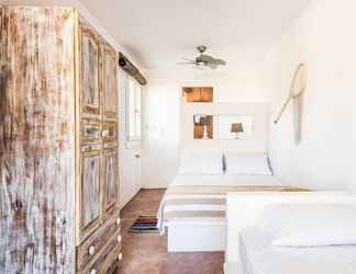 Bedroom 2 Plaka's Villa with Breathtaking Acropolis View