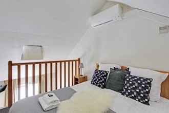 Bedroom 4 Short Stay Group Residence Les Lilas Serviced Apartments