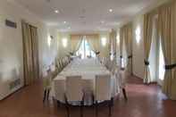 Functional Hall Park Hotel Villamaria