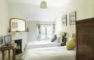 Kamar Tidur 6 Church Farm B&B