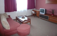 Ruang Umum 6 Hotel Ostrov Garni