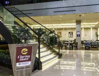 Lobby 2 Clarion Hotel Golden Horn