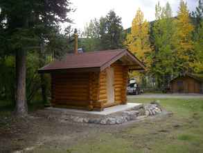 Bên ngoài 4 Northern Rockies Lodge