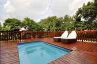 Swimming Pool Monzi Safari Lodge