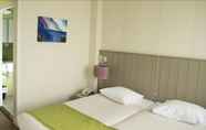 Kamar Tidur 5 Hotel Restaurant Oostergoo