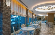 Restaurant 4 Asia Beach Resort & Spa Hotel