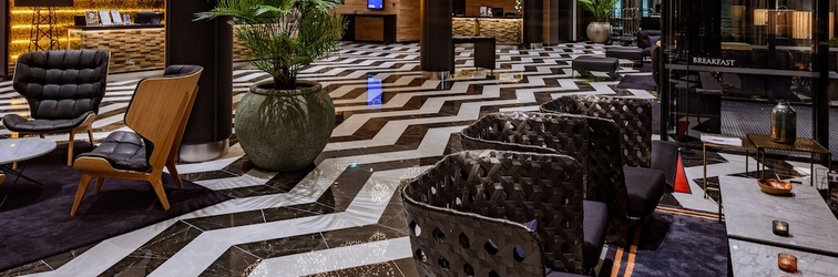 Lobby Clarion Hotel Aviapolis