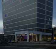 Luar Bangunan 5 Grand Times Hotel Drummondville