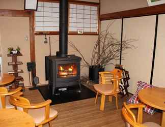 Lobby 2 Atarashiya Ryokan - Dorogawa-onsen Hot Spring