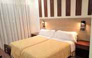 Kamar Tidur 2 Hotel 153