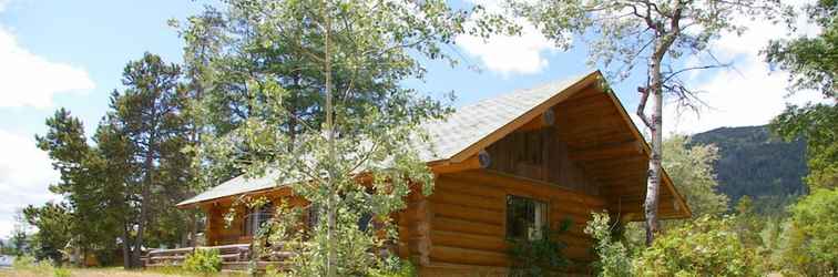 Exterior Chilko Lake Lodge