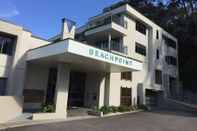 Bangunan Beachpoint Apartments