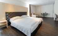 Kamar Tidur 5 Hine Adon Aparthotel Bern Airport