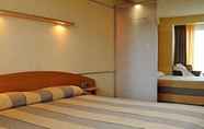 Kamar Tidur 7 Beach Palace Hotel