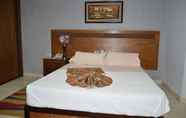 Kamar Tidur 3 Glorious Hotel