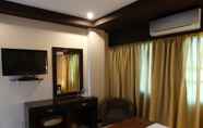 Kamar Tidur 6 The Peridot Suites