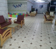 Lobi 2 Asafra Hotel Apartments