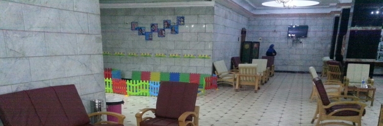 Lobi Asafra Hotel Apartments