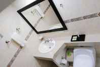 In-room Bathroom Hotel Lagos Latin America