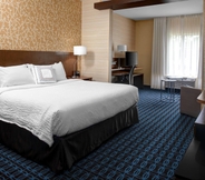 Bedroom 3 Fairfield Inn & Suites by Marriott Douglas