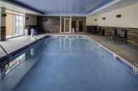 Swimming Pool Fairfield Inn & Suites by Marriott Douglas