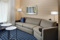 Common Space Fairfield Inn & Suites by Marriott Douglas